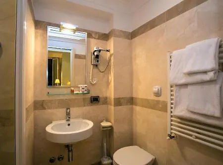 Giolitti Otel 3*